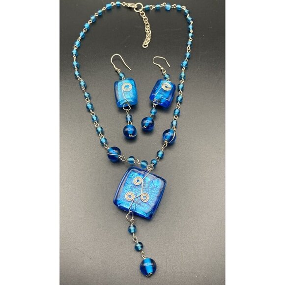 Unbranded Jewelry - Chunky Necklace & Earrings Blue/Silver Foil Lined Rectangle Glass Bead Wire Wrap